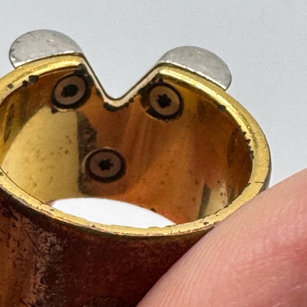 Gorgeous Rare Louis Vuitton Essential Ring Size 6 (Model: ldhh205 g7600752 - Picture 12 of 13